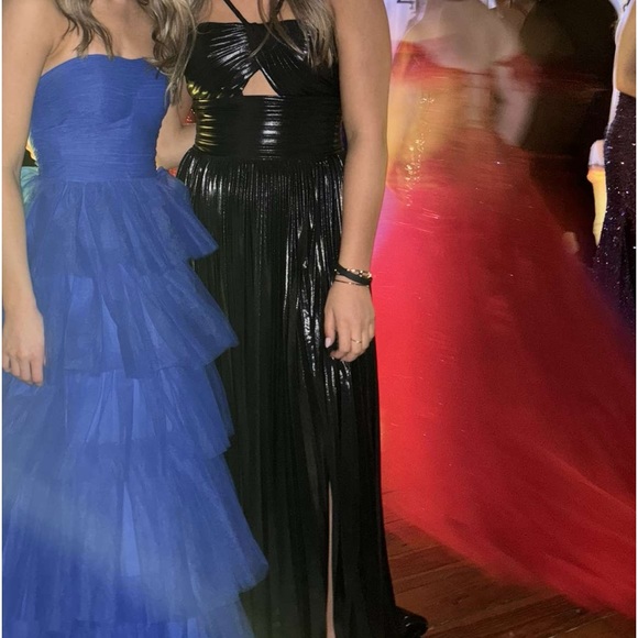 Super comfortable 
Great material 
Worn once - Picture 3 of 4